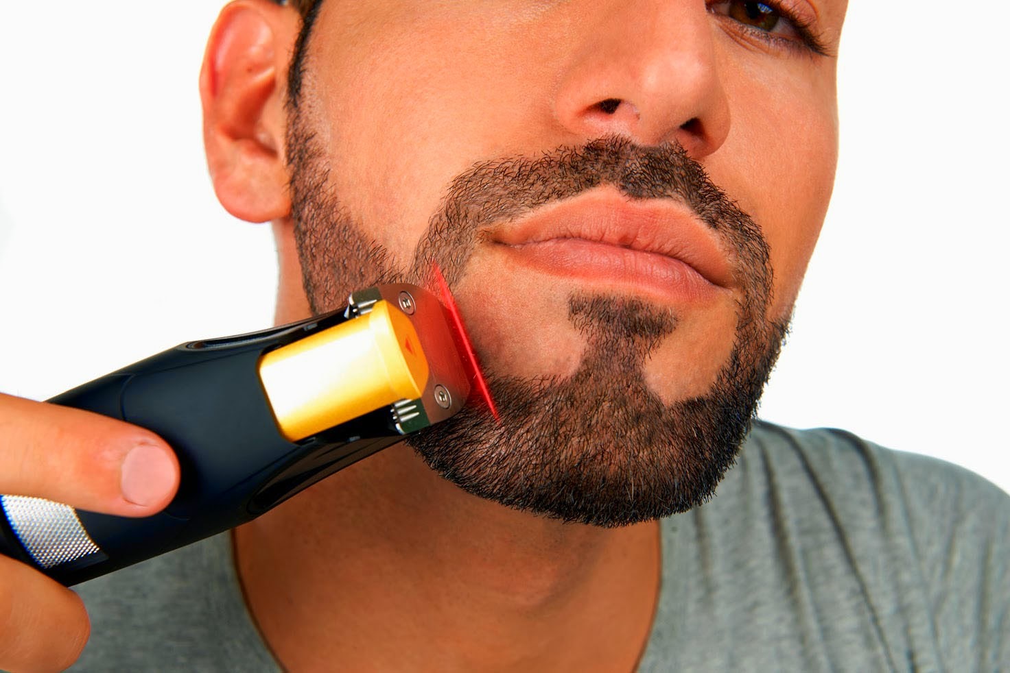 trimming beard with clippers